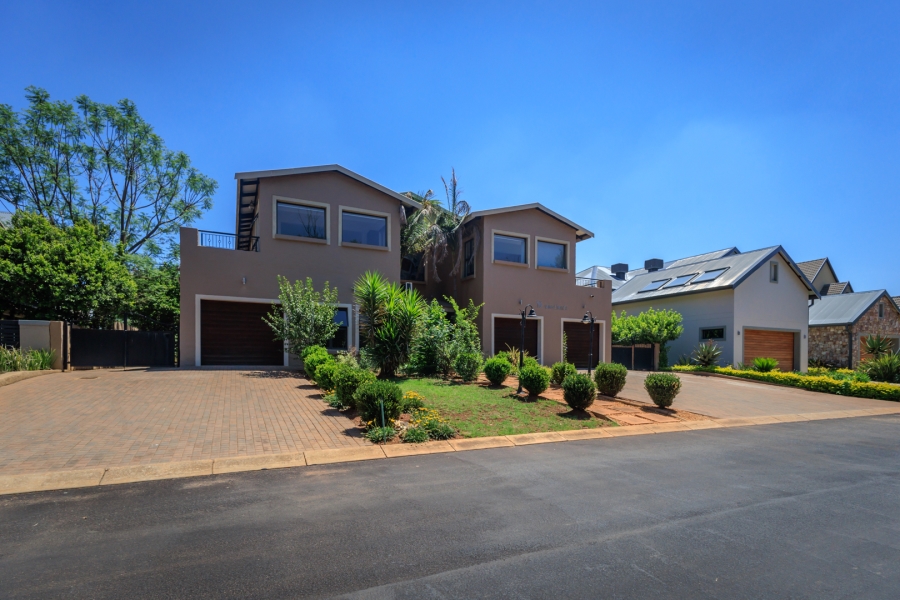 6 Bedroom Property for Sale in The Coves North West